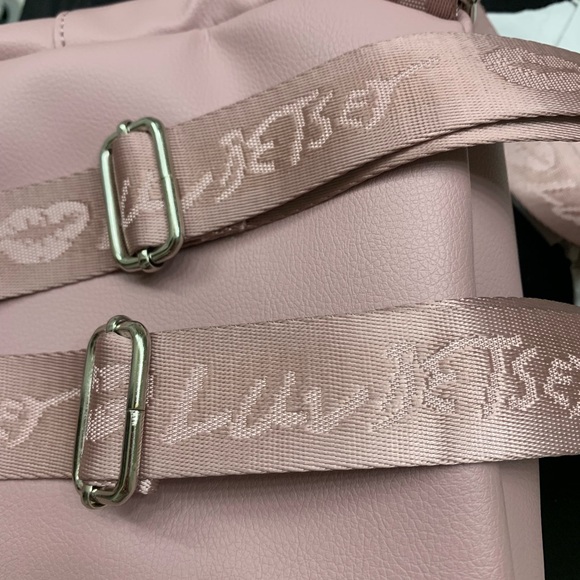 Luv Betsey by Betsey Johnson NWT quilted backpack - Picture 5 of 7